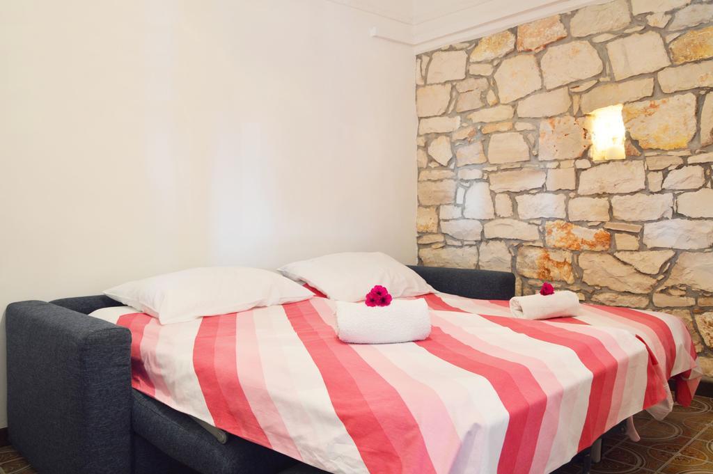 Giardino Apartment Umag Bagian luar foto