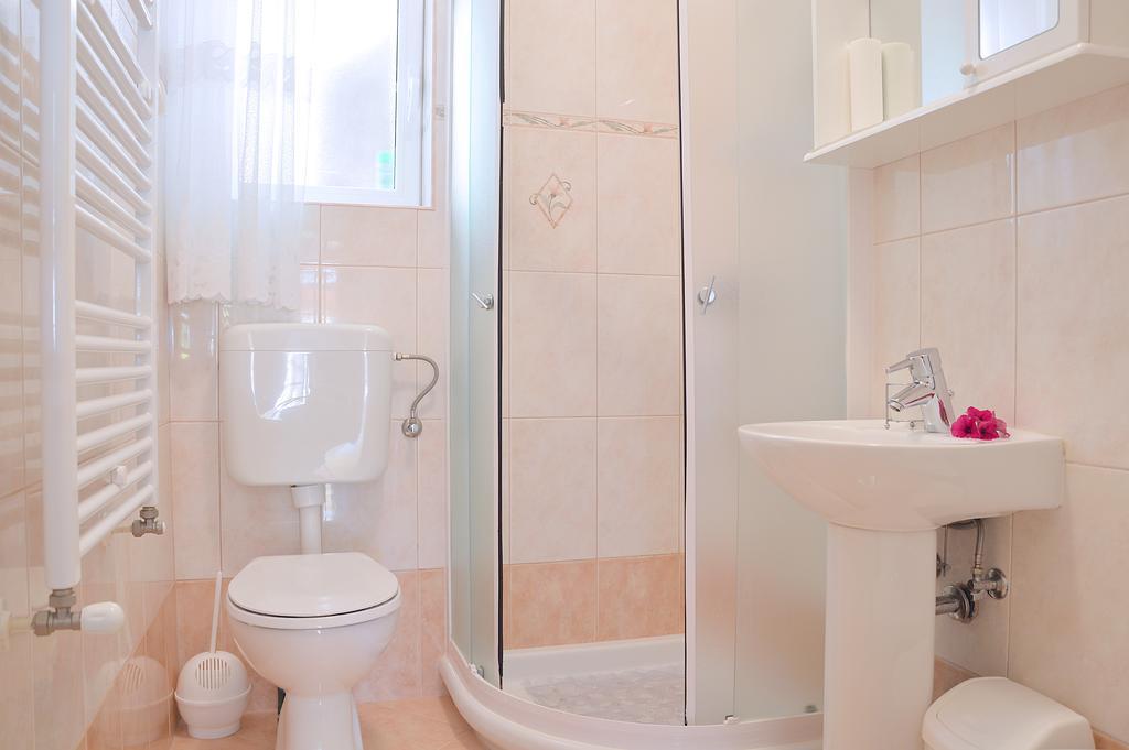 Giardino Apartment Umag Bagian luar foto